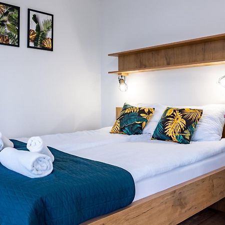 Rajska Polana Domki Premium ,Na Odludziu Z Prywatna Balia Z Jacuzzi I Sauna ,Cisza,Rowery Elektryczne,Gory,Astroprzygoda,- Adrspach, Skalne Miasto, Zamek Ksiaz,Andrzejowka,Karpacz, Sniezka,Janskie Laznie,Pec Mieroszow Dış mekan fotoğraf